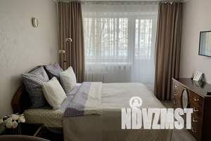 1-к квартира, посуточно, 33м2, 3/5 этаж