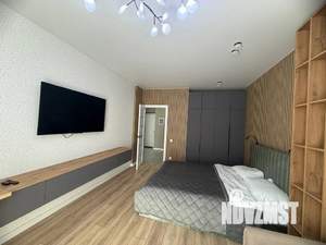 1-к квартира, посуточно, 45м2, 6/9 этаж