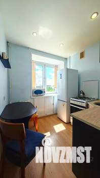 1-к квартира, посуточно, 33м2, 6/9 этаж