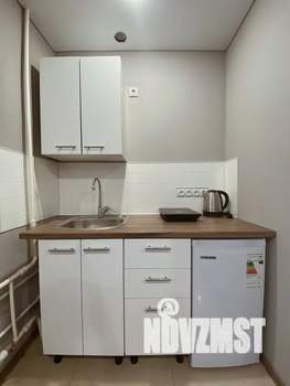 Студия квартира, посуточно, 18м2, 1/4 этаж