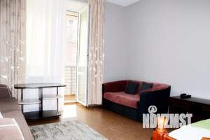 1-к квартира, посуточно, 50м2, 1/1 этаж