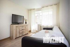 1-к квартира, посуточно, 37м2, 4/5 этаж