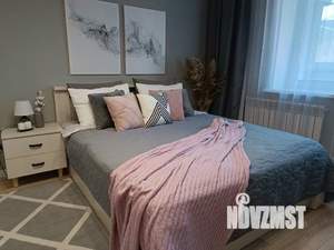 1-к квартира, посуточно, 42м2, 1/1 этаж