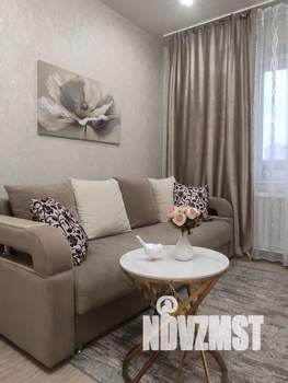 1-к квартира, посуточно, 47м2, 9/12 этаж