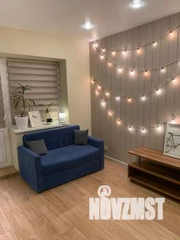 Студия квартира, посуточно, 35м2, 3/3 этаж