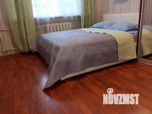 2-к квартира, посуточно, 50м2, 3/3 этаж