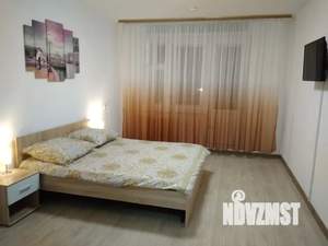 1-к квартира, посуточно, 40м2, 6/10 этаж