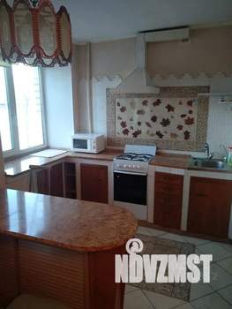 Студия квартира, посуточно, 32м2, 2/9 этаж