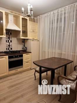 1-к квартира, посуточно, 45м2, 1/10 этаж