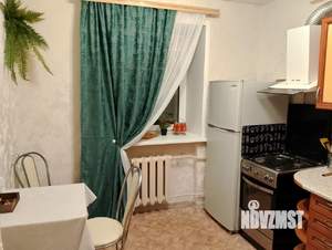 2-к квартира, посуточно, 50м2, 3/3 этаж