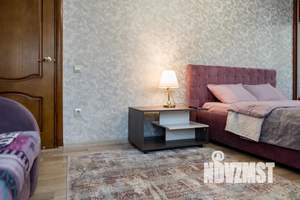 1-к квартира, посуточно, 35м2, 3/3 этаж