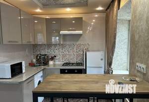 Студия квартира, посуточно, 33м2, 3/5 этаж