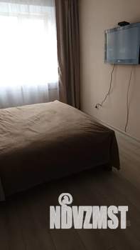 1-к квартира, посуточно, 40м2, 2/16 этаж
