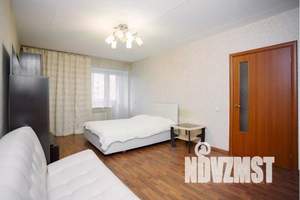 1-к квартира, посуточно, 50м2, 5/10 этаж