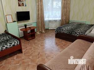 1-к квартира, посуточно, 43м2, 1/12 этаж