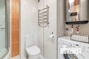 Студия квартира, посуточно, 42м2, 4/10 этаж