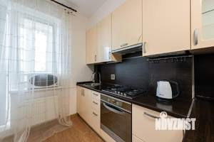 2-к квартира, посуточно, 45м2, 1/1 этаж