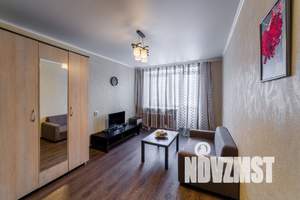 1-к квартира, посуточно, 36м2, 3/9 этаж