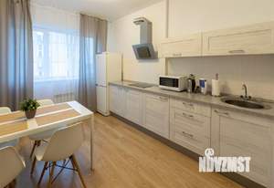1-к квартира, посуточно, 43м2, 1/1 этаж