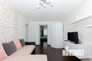 1-к квартира, посуточно, 44м2, 1/1 этаж