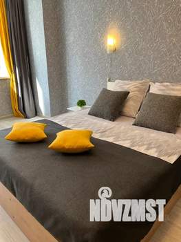 1-к квартира, посуточно, 42м2, 7/18 этаж