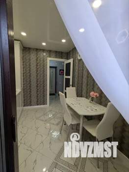 1-к квартира, посуточно, 32м2, 4/8 этаж