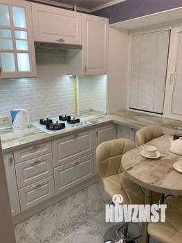 1-к квартира, посуточно, 47м2, 1/1 этаж