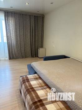 1-к квартира, посуточно, 42м2, 1/9 этаж