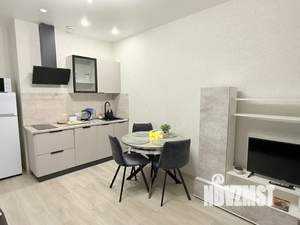 1-к квартира, посуточно, 42м2, 6/9 этаж