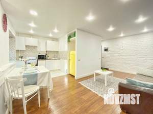 1-к квартира, посуточно, 43м2, 1/1 этаж