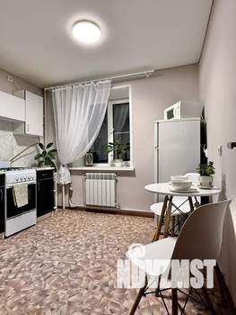 1-к квартира, посуточно, 36м2, 4/9 этаж