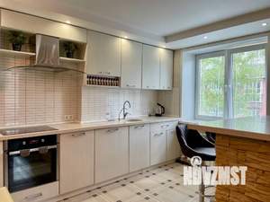 Студия квартира, посуточно, 44м2, 4/5 этаж