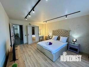 1-к квартира, посуточно, 65м2, 1/1 этаж