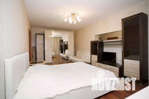 1-к квартира, посуточно, 50м2, 5/10 этаж