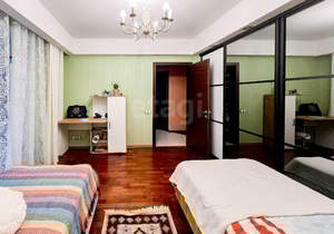 3-к квартира, на длительный срок, 90м2, 2/3 этаж