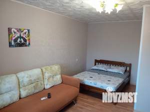 1-к квартира, посуточно, 43м2, 7/9 этаж