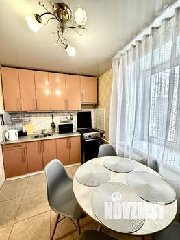 2-к квартира, посуточно, 50м2, 3/12 этаж