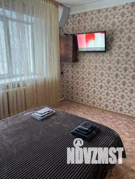 1-к квартира, посуточно, 48м2, 2/2 этаж