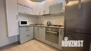 1-к квартира, посуточно, 43м2, 1/1 этаж