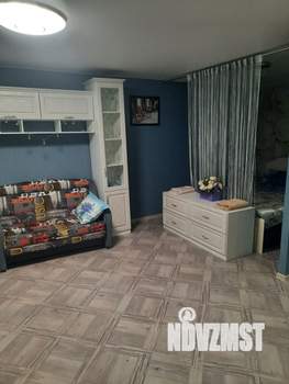 Студия квартира, посуточно, 32м2, 1/9 этаж