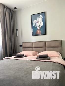 2-к квартира, посуточно, 35м2, 7/25 этаж