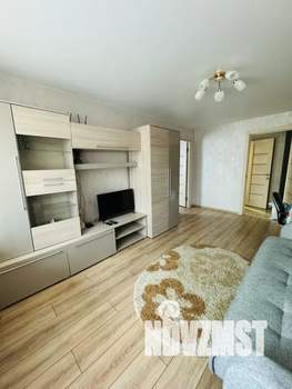 2-к квартира, посуточно, 42м2, 2/5 этаж