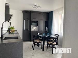 Студия квартира, посуточно, 65м2, 4/7 этаж