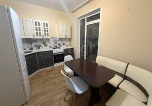 1-к квартира, на длительный срок, 37м2, 4/25 этаж