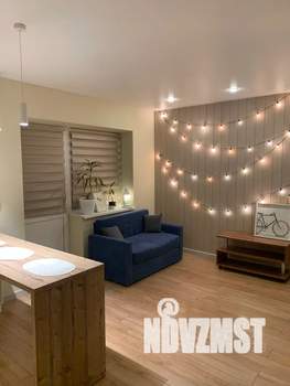 Студия квартира, посуточно, 35м2, 3/3 этаж