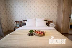 1-к квартира, посуточно, 90м2, 1/1 этаж