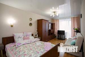 1-к квартира, посуточно, 32м2, 1/1 этаж