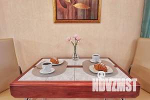 2-к квартира, посуточно, 52м2, 2/4 этаж