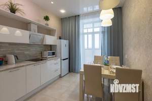 1-к квартира, посуточно, 43м2, 1/1 этаж