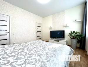 1-к квартира, посуточно, 50м2, 3/3 этаж